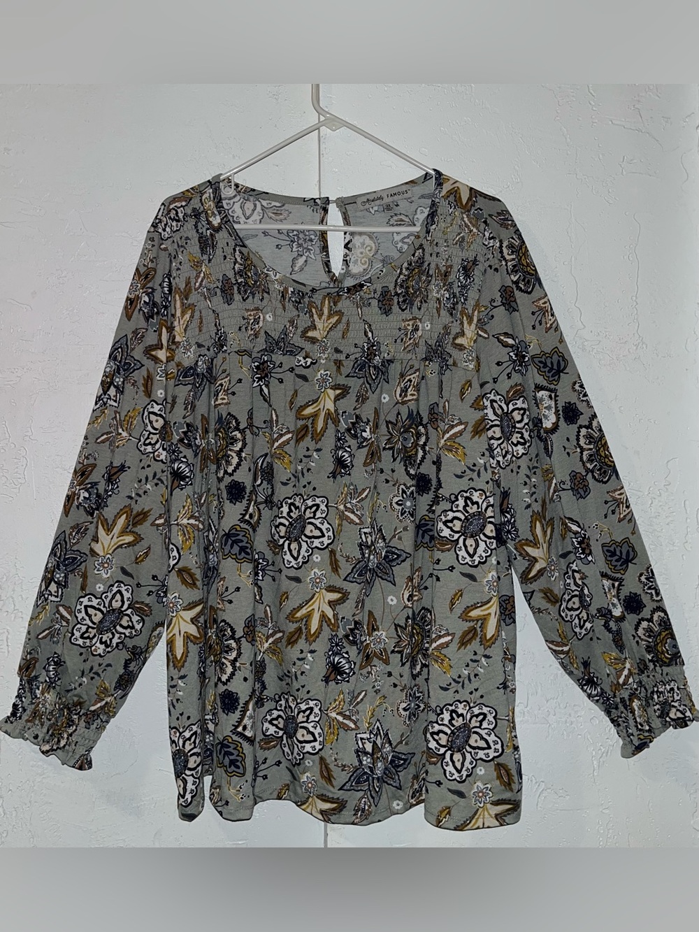 Absolutely Famous Light Green Floral and Leaf Knit Top